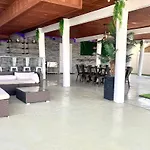 Lago-Mar Luxury Modern Waterfront Home